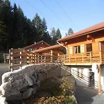 Otel Du Saut Des Cuves