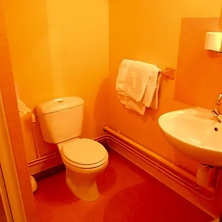 Du Saut Des Cuves Hotel