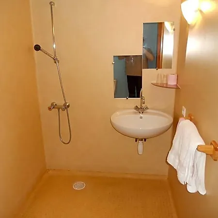Du Saut Des Cuves Hotel 2*