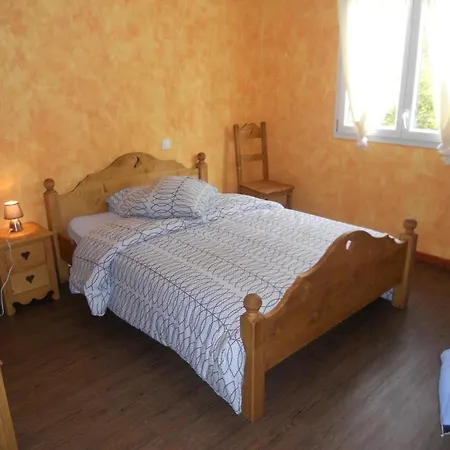 Du Saut Des Cuves Hotel 2*