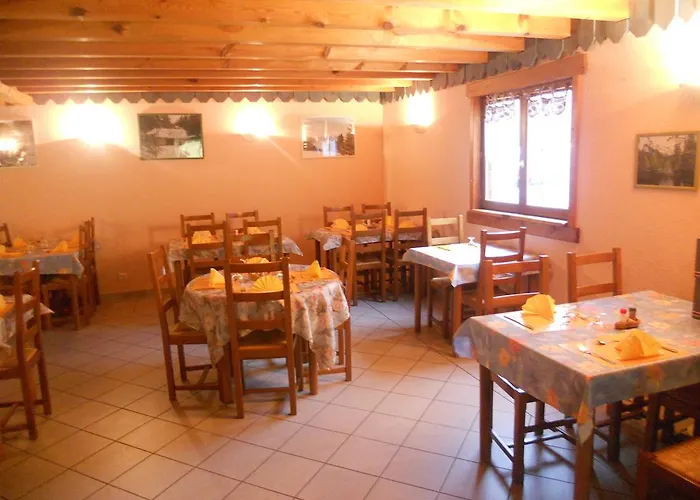 Du Saut Des Cuves 2* クソンリュプト・ロンジュメール