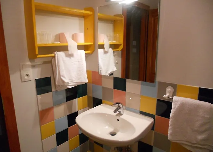 Du Saut Des Cuves Hotel